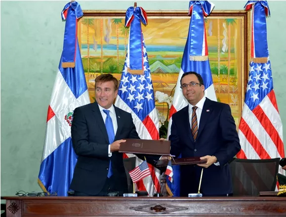 James Brewster y Andrés Navarro