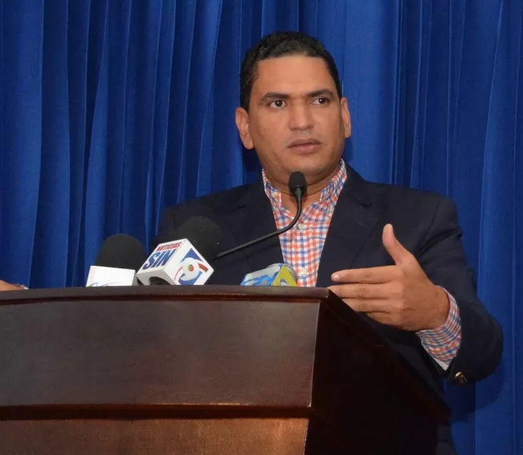 MIGUEL MEDINA