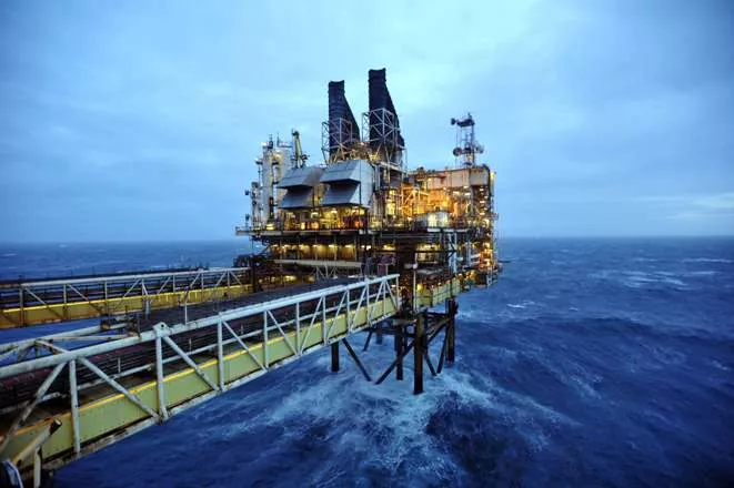 PETRÓLEO-CRUDO-PLATAFORMA PETROLERA