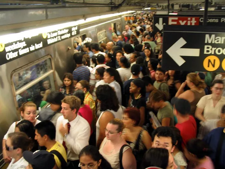 Tren de Nueva York-Queensboro Plaza