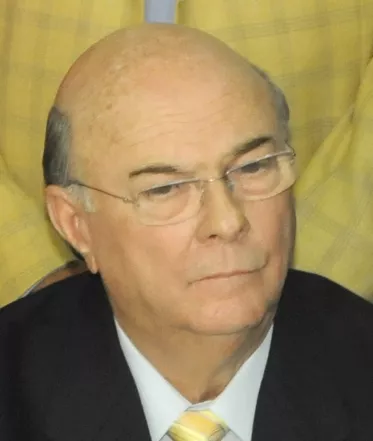 Firman Pacto Hipolito Y Miguel.