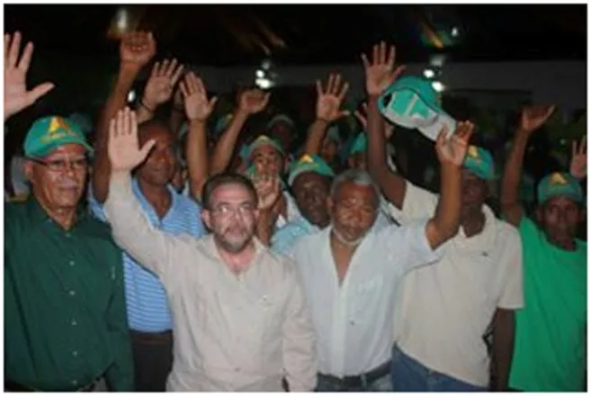 San Pedro de Macorís, República Dominicana.-El presidente de Alianza País (AlPaís), Guillermo Moreno,  juramentó este sábado a más de 300 personas en este municipio del Este.Hoy/Fuente Externa 12/4/15