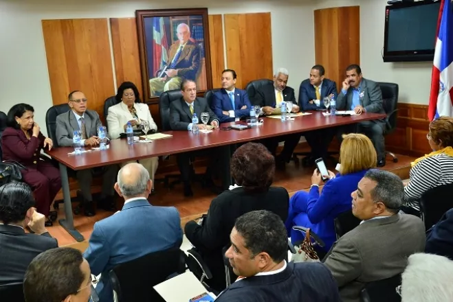 comision pld 29-4-15