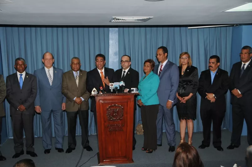 senadores