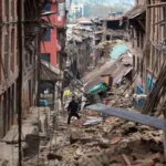 Nepal lucha contrarreloj por encontrar supervivientes con sus escaso recursos