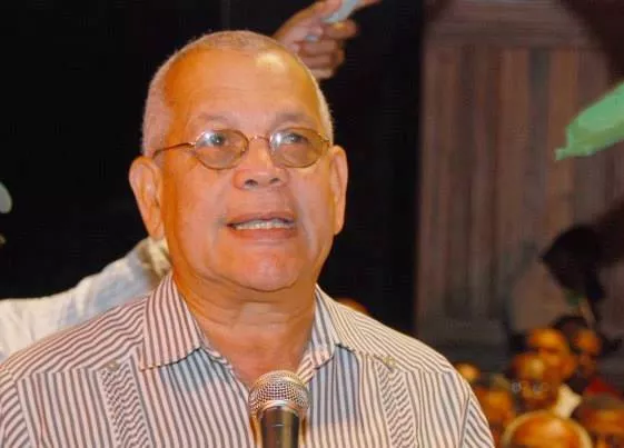 Manuel Salazar