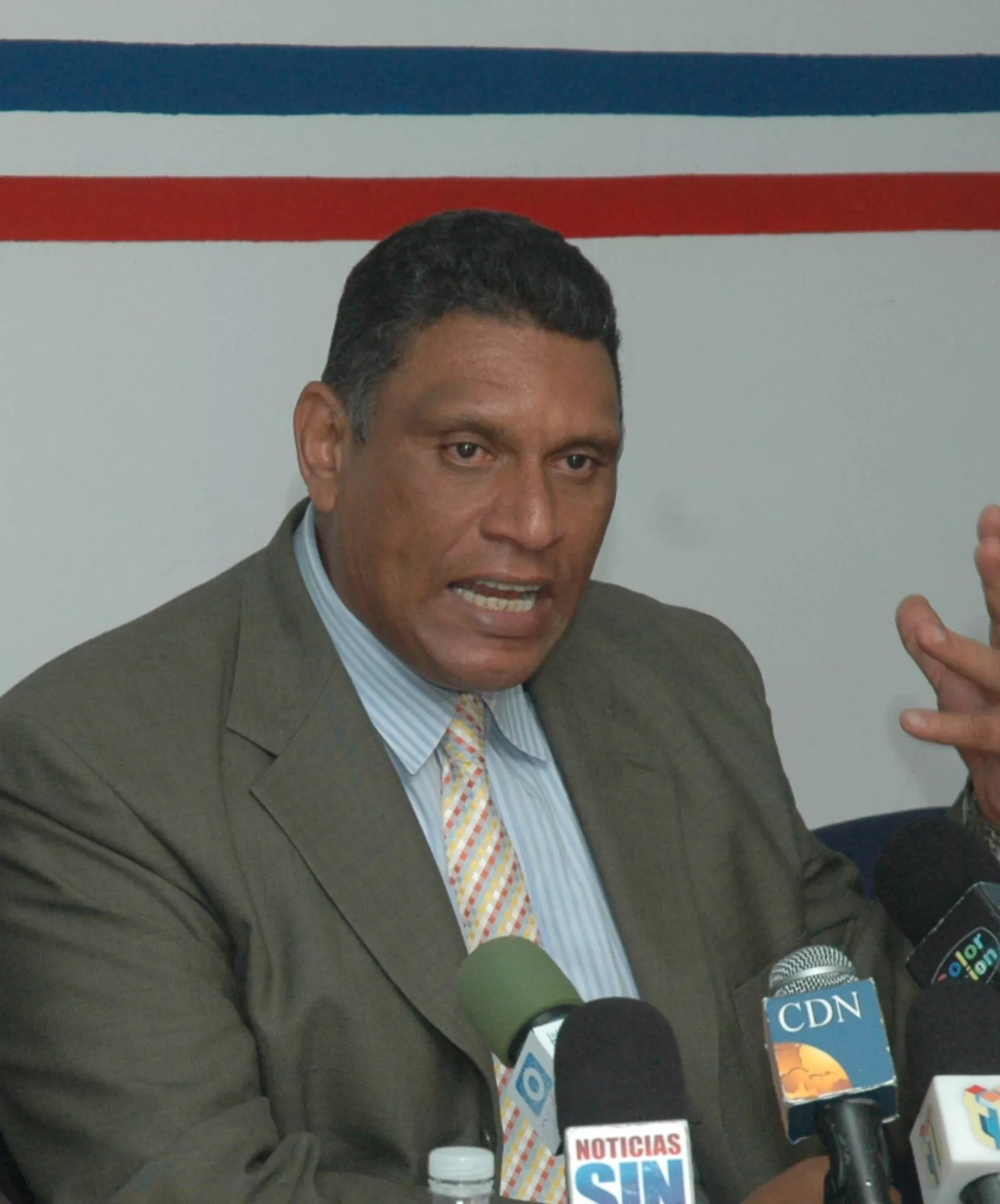 RUEDA DE PRENSA PRD