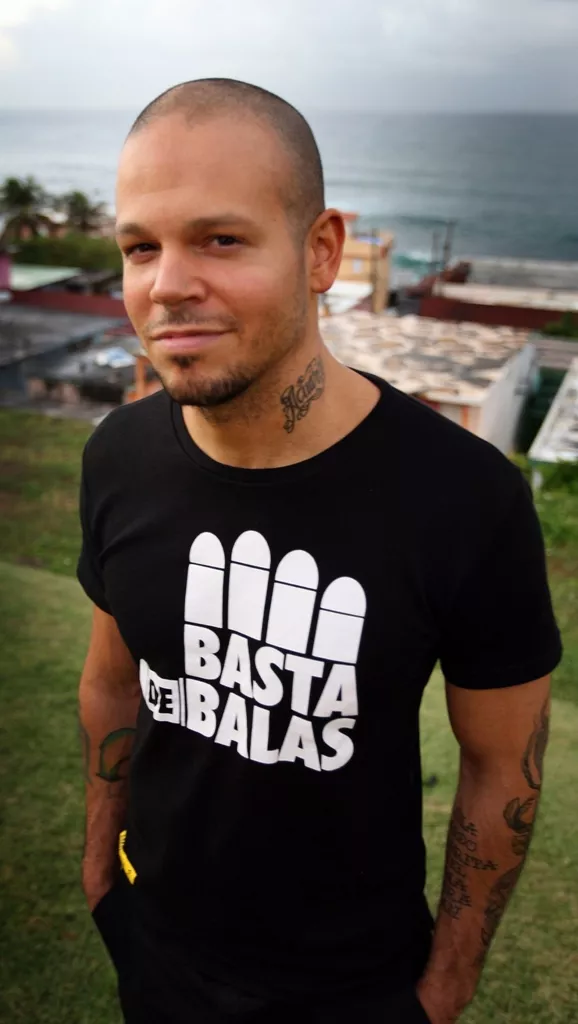 silueta rene perez,p01