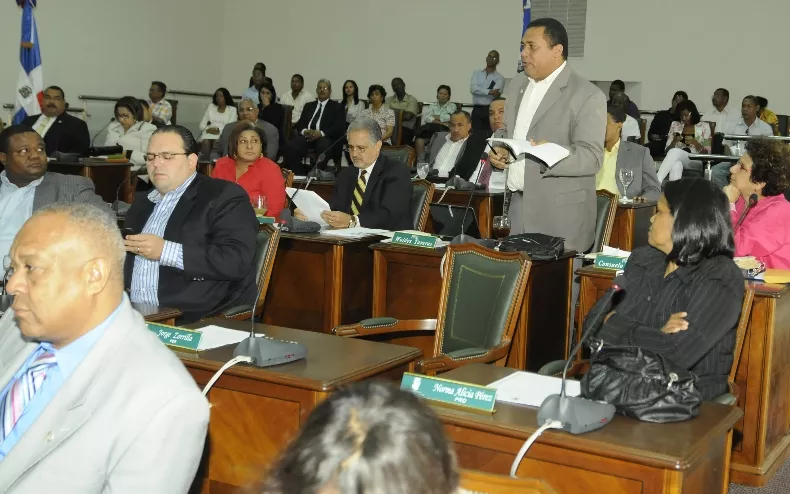 6 nacionales 24_3,p01