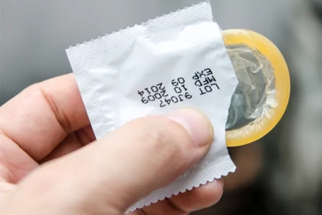 condones