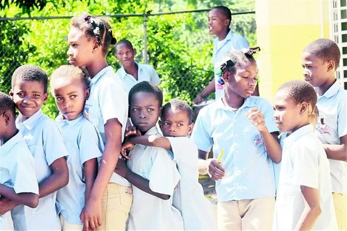 estudiantes haitianos