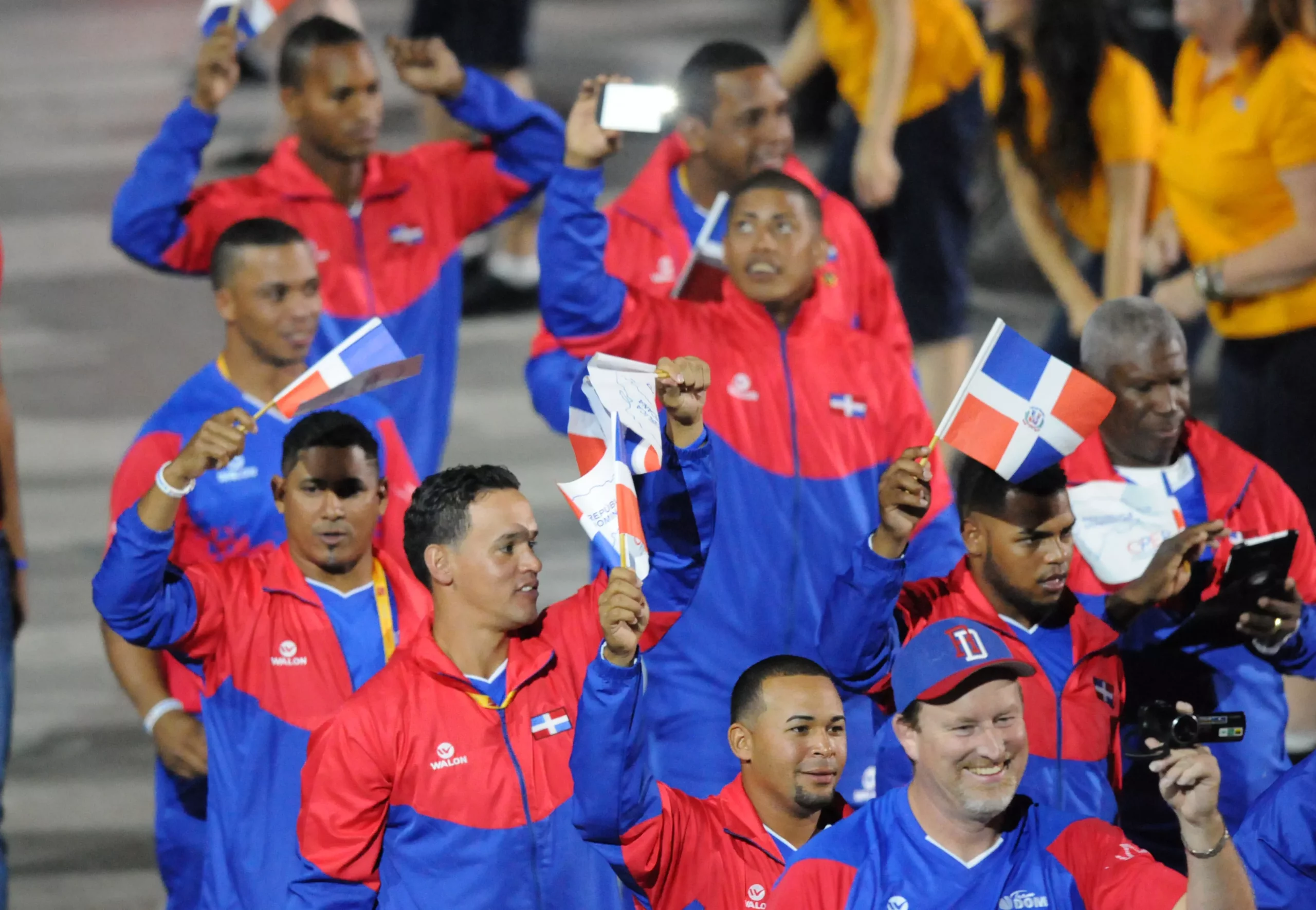 Atletas dominicanos durante el desfile de inauguración de los Juegos Panamericanos 2015.