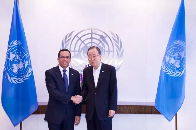NAVARRO Y BAN KIN MOON