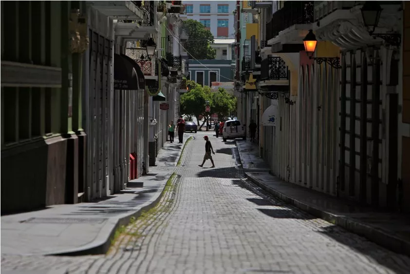 PUERTO RICO-TIEMPOS DUROS
