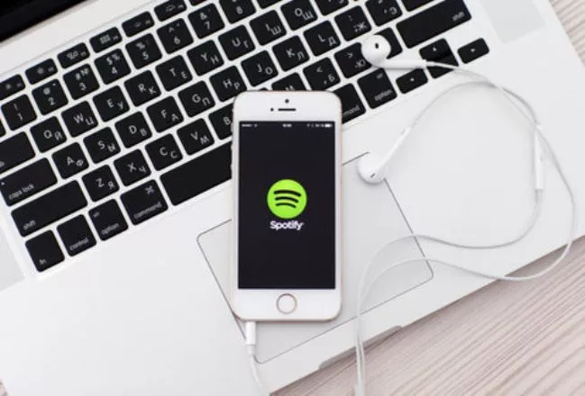 spotify_MILIMA20150821_0081_8