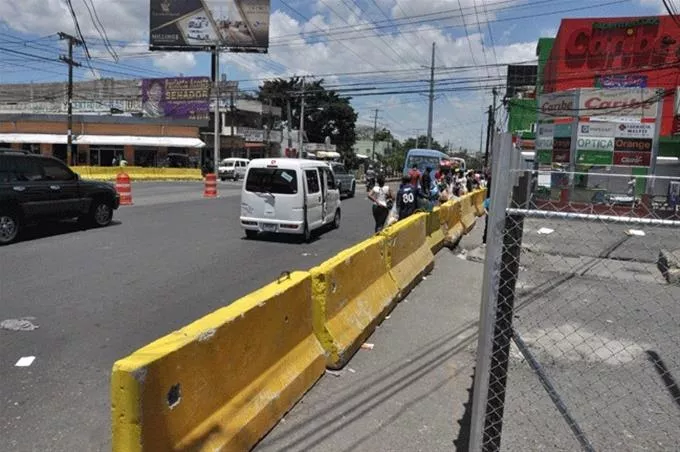 obras-publicas-ampliara-cierre-en-la-charles-de-gaulle-con-carretera-mella