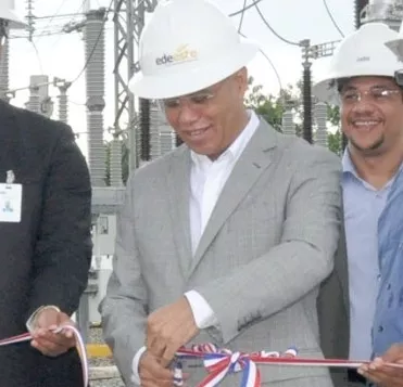 Corte de cinta inaugurar estacion EDE Este