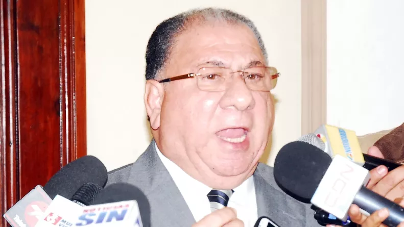 Monchy Fadulfoto Jose de Leon