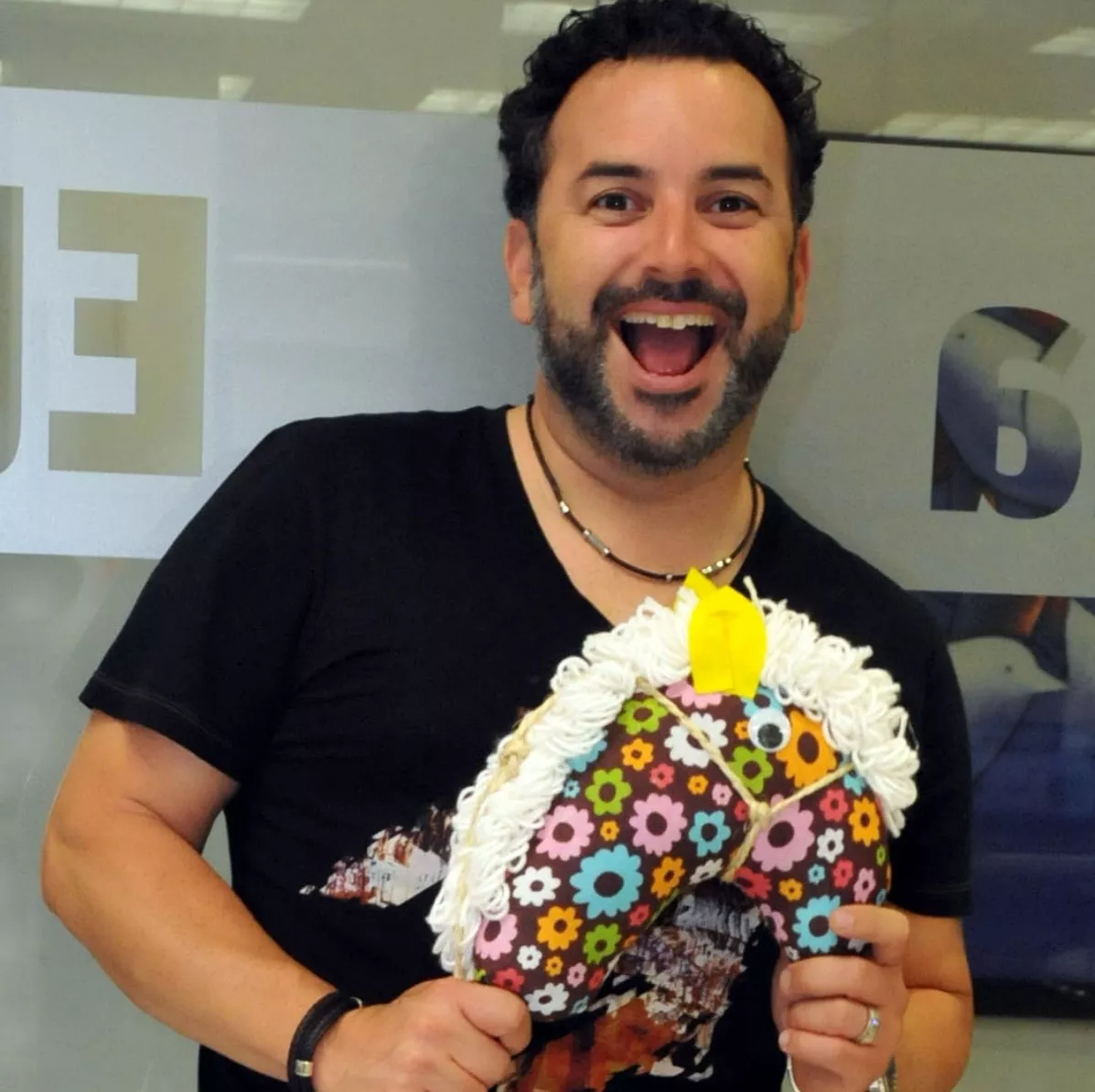 Joseph Fonseca está de luto por muerte de su madre