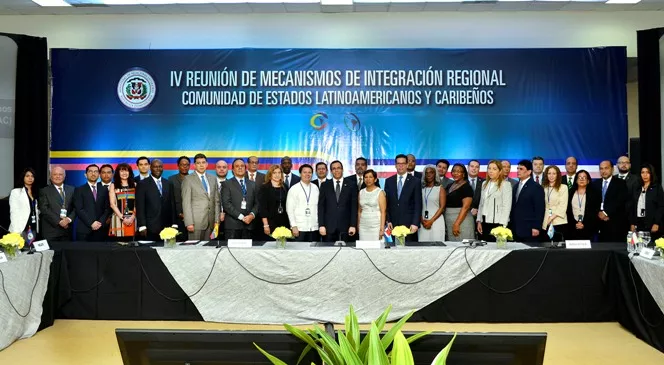 FOTO DE FAMILIA REUNION DE TRABAJO CELAC RD
