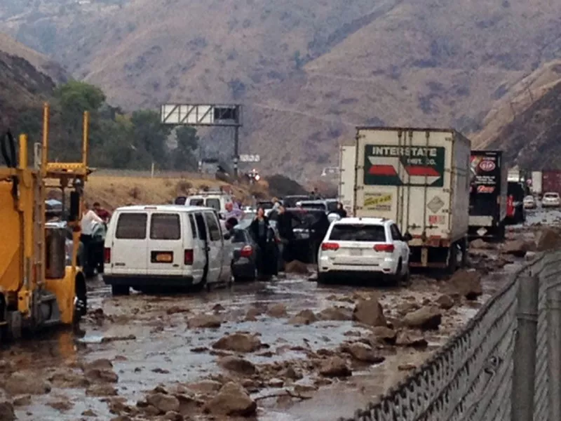CALIFORNIA LLUVIAS