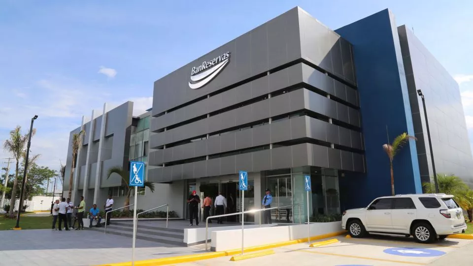4to_nuevo_centro_de_negocios_banreservas_impulsara_produccion_en_la_vega_0