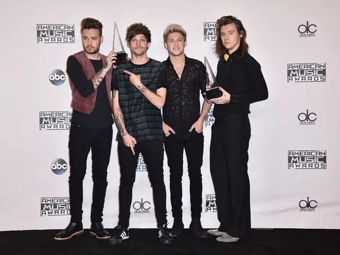 2015 American Music Awards – Press Room
