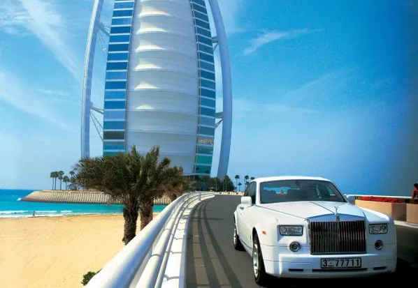 burj-al-arab-rolls-royce-phantom-598×413