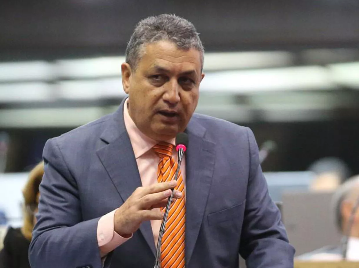 gustavo sanchez diputado