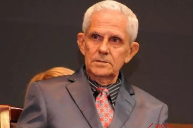 Santiago Estrella Veloz