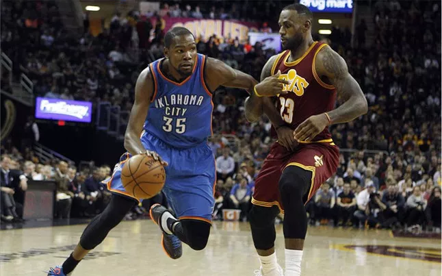 lebron-james-gano-duelo-individual-kevin-durant-1450420943361