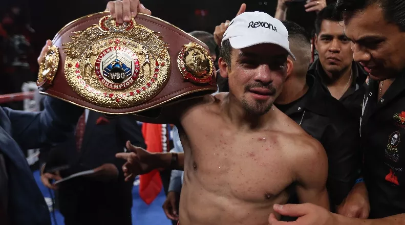 Juan Manuel Marquez v Mike Alvarado