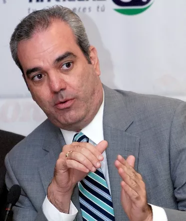 LUIS ABINADER. EN EL ALMUERZO DE HOY/2-3-11/FOTO CESAR SANCHEZ