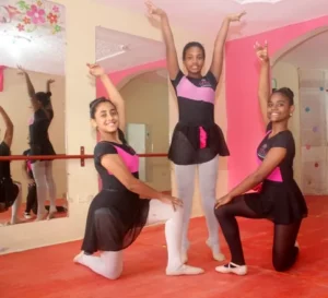 Anny Fernández, una joven dedicada a enseñar ballet