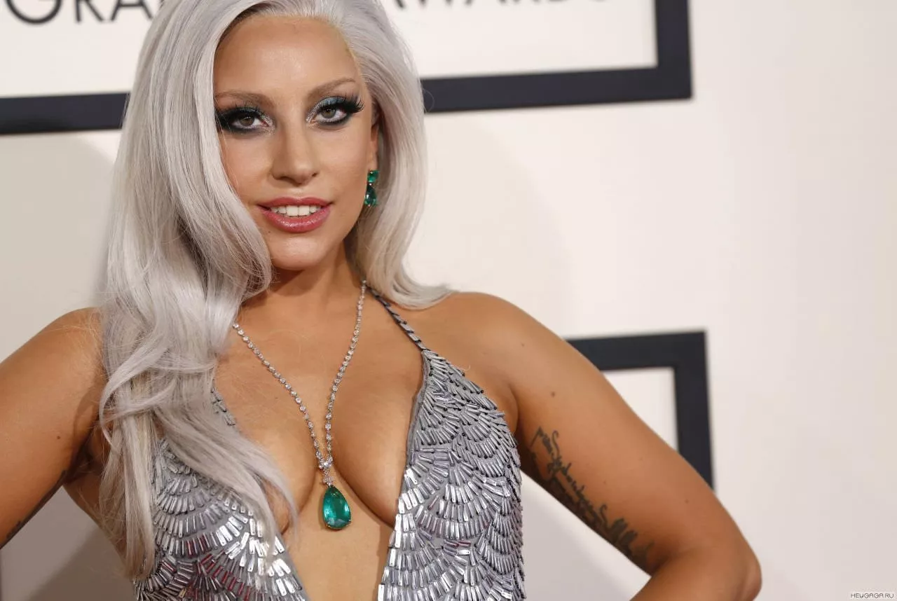 lady-gaga-2015-grammy-awards