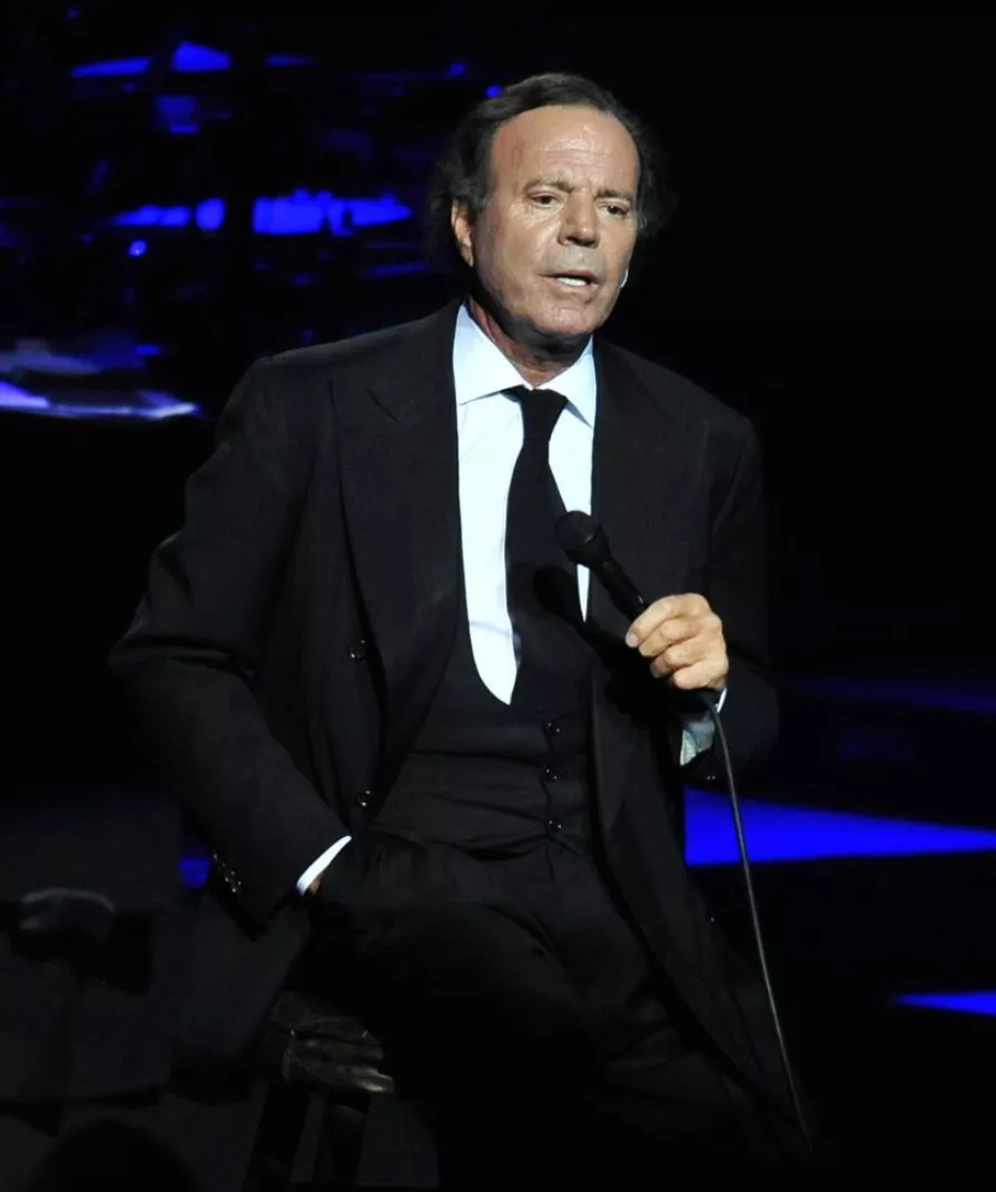 CONCIERTO DE JULIO IGLESIAS EN MÉXICO