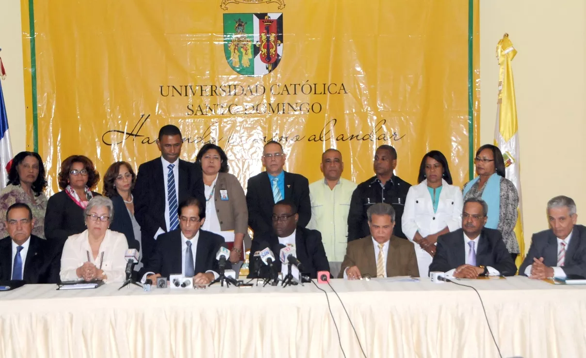 6_Nacionales_15_01,p01