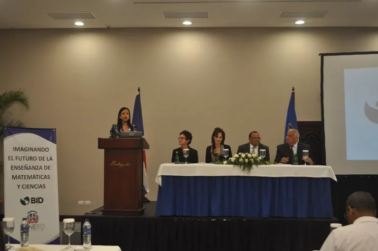 Foto presentación informe