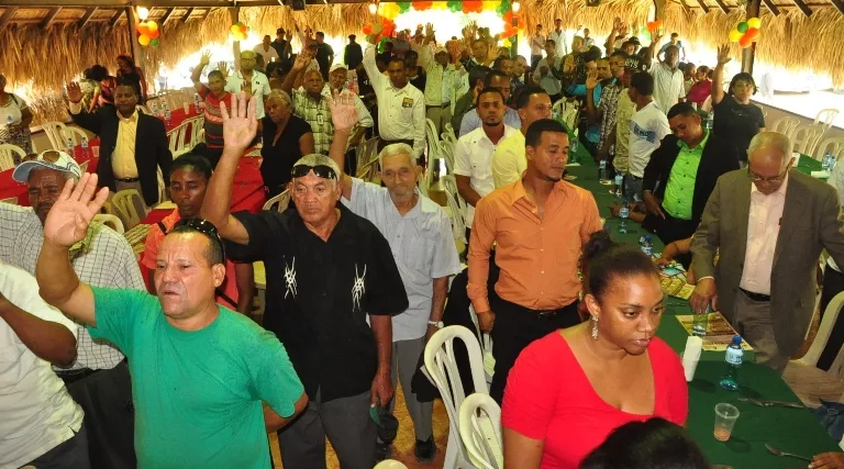 MIEMBROS DEL MOVIMIENTO