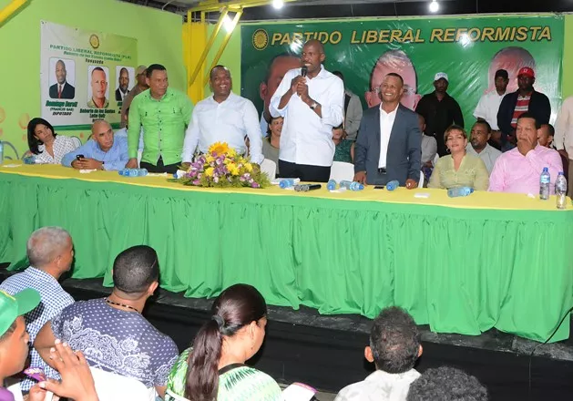 fOTO RUEDA DE PRENSA PLR Y EL CAÑERO
