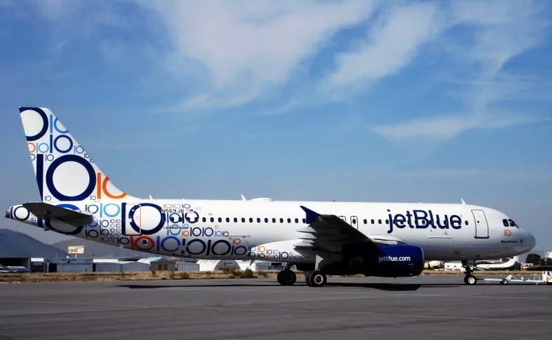 JETBLUE-AIRWAYS-JET-800×493