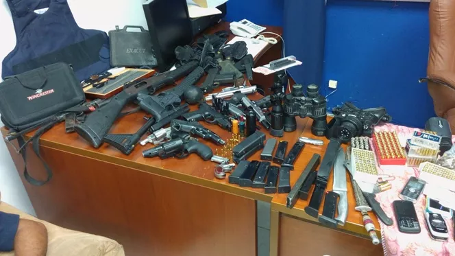 armas
