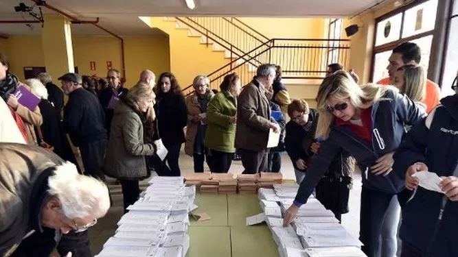 imagenes-elecciones-decisivas-historia_872924152_49332012_667x375