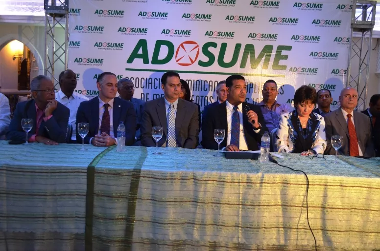 Suplidores-MEDICAMENTOS-DEUDA-GOBIERNO