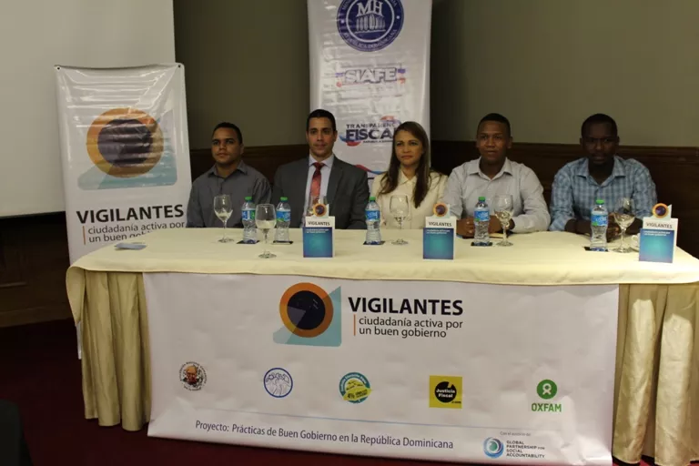 Usuarios del Portal de Transparencia Fiscal, el administrador del portal y la coordinadora del proyecto Vigilant