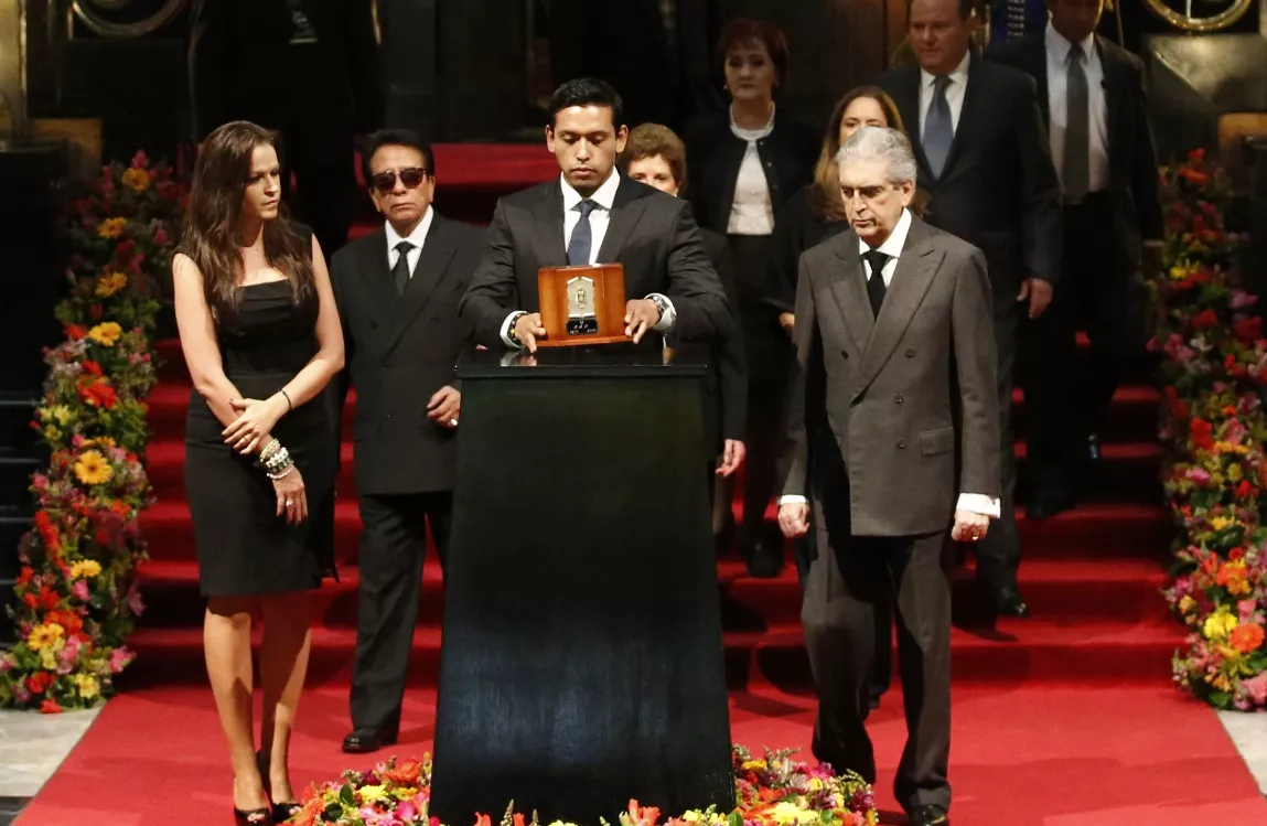 JUAN GABRIEL