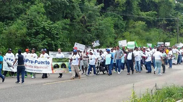 PUERTO PLATA-MARCHA-NAVARRETE-CARRETERA