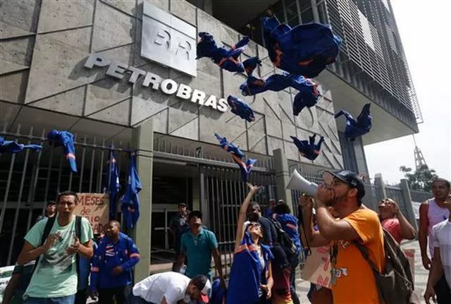 petrobras_spanxsi101