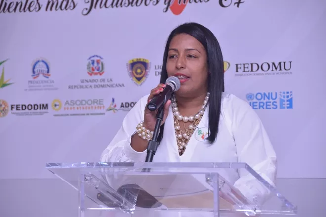 altagracia-tavarez-directora-fedomu-2