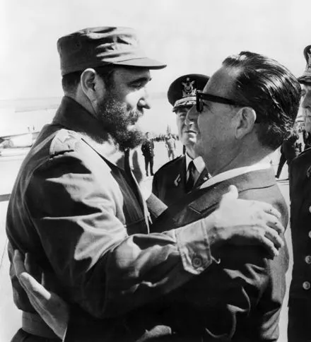 fidel-castro-y-salvador-allende-1973
